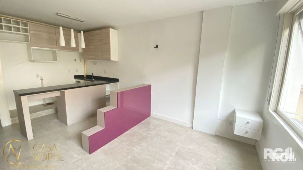 Kitnet à venda com 1 quarto, 29m², 1 suíte, Rua da Republica no bairro Cidade Baixa em Porto Alegre