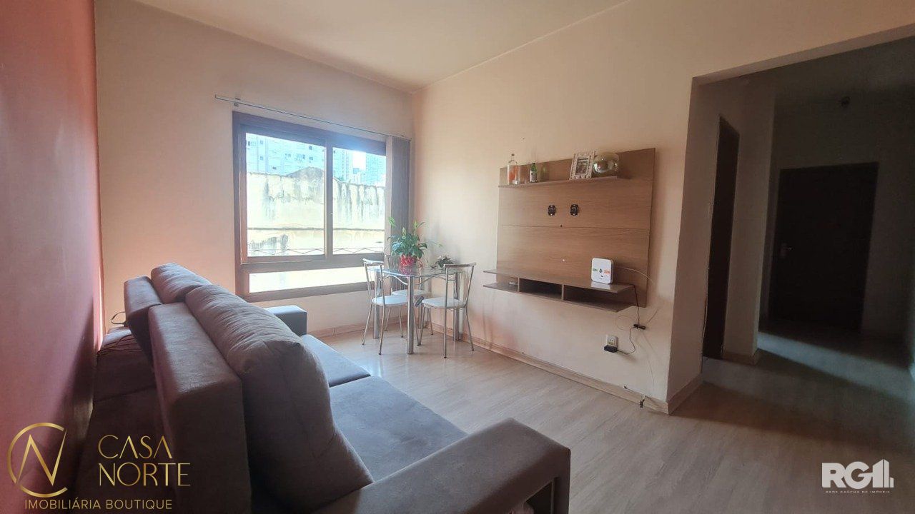 Apartamento à venda com 2 quartos, 72m², Rua José do Patrocinio no bairro Cidade Baixa em Porto Alegre