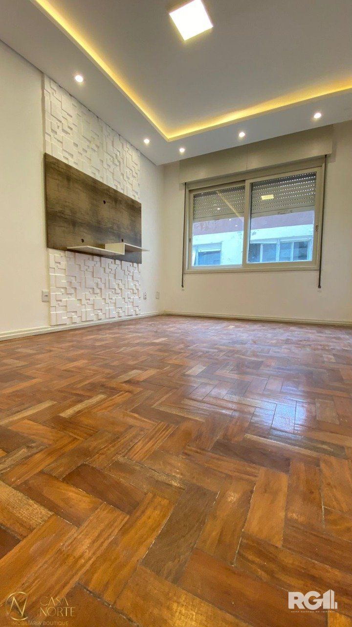 Apartamento à venda com 1 quarto, 45m², 1 suíte, Rua General Lima e Silva no bairro Centro Histórico em Porto Alegre