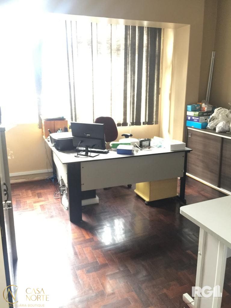 Sala Comercial à venda com 3 quartos, 43m², Rua Riachuelo no bairro Centro Histórico em Porto Alegre