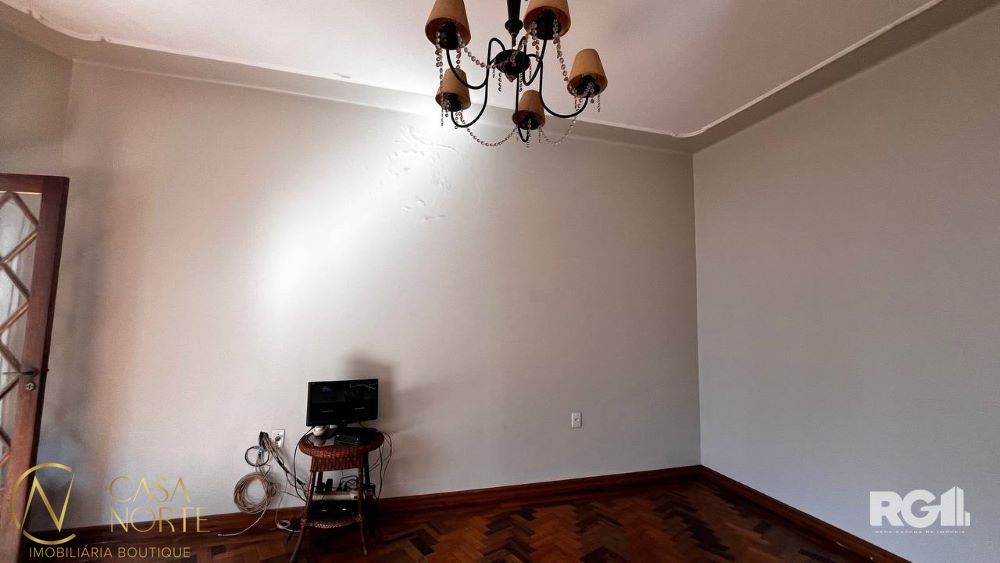 Casa à venda com 4 quartos, 274m², 2 suítes, 1 vaga, Travessa Comendador Batista no bairro Cidade Baixa em Porto Alegre