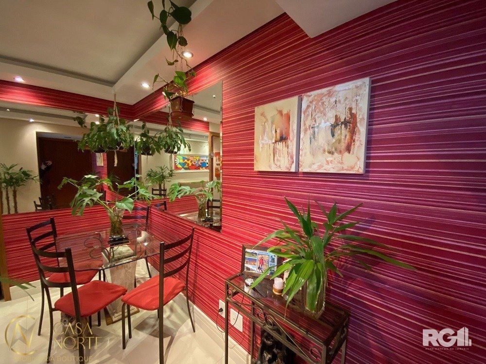 Apartamento à venda com 2 quartos, 68m², 1 vaga, Rua José do Patrocinio no bairro Cidade Baixa em Porto Alegre