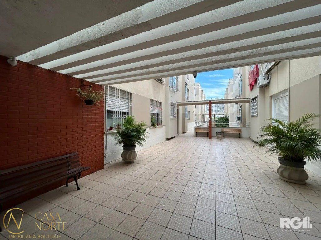 Apartamento à venda com 1 quarto, 47m², Avenida Ipiranga no bairro Azenha em Porto Alegre