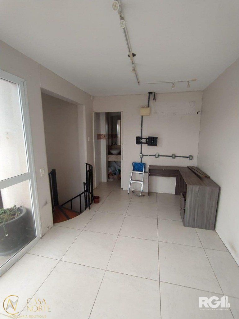 Cobertura à venda com 2 quartos, 97m², 1 suíte, Rua José de Alencar no bairro Menino Deus em Porto Alegre