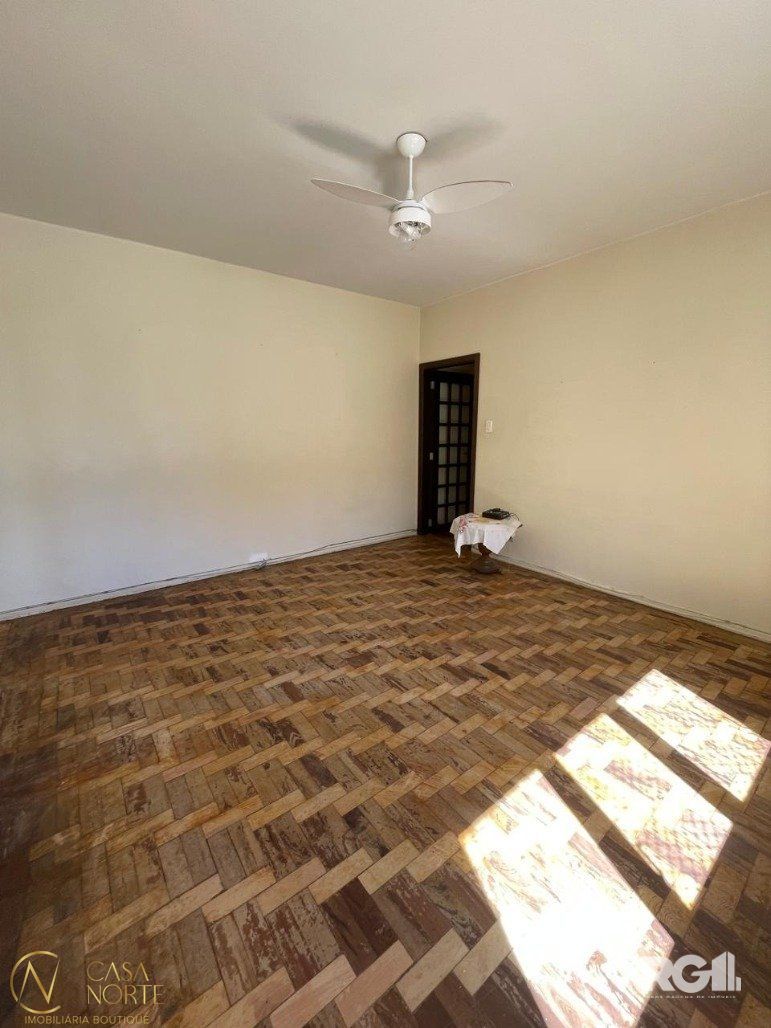 Apartamento à venda com 3 quartos, 100m², 1 vaga, Rua Jerônimo Coelho no bairro Centro Histórico em Porto Alegre