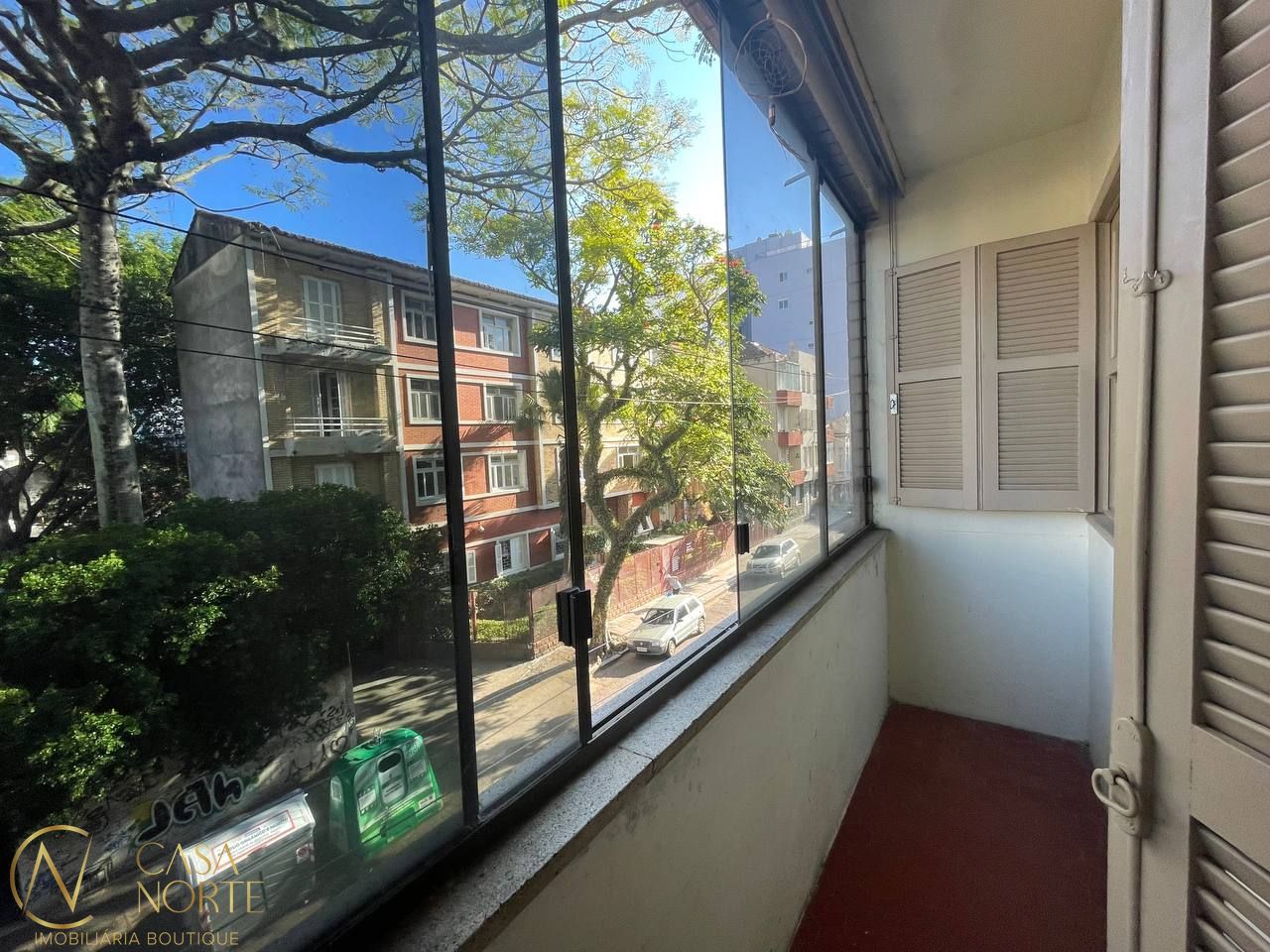 Apartamento à venda com 2 quartos, 69m², Rua Sarmento Leite no bairro Centro Histórico em Porto Alegre