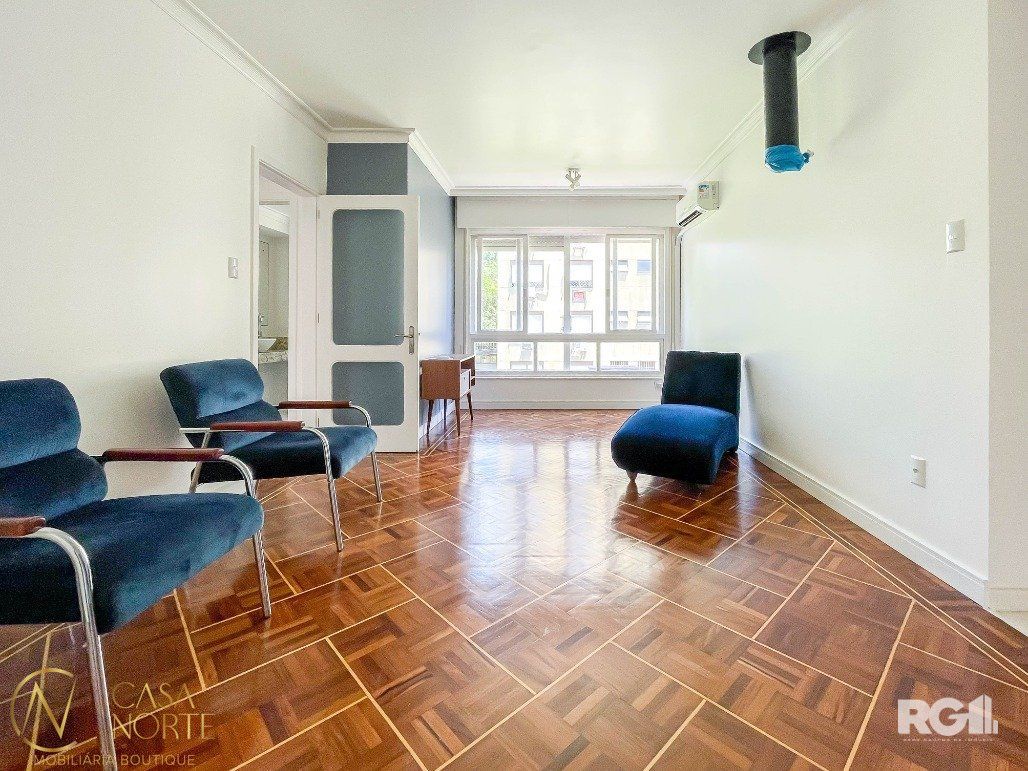 Apartamento à venda com 2 quartos, 84m², 1 vaga, Rua Felicíssimo de Azevedo no bairro Auxiliadora em Porto Alegre