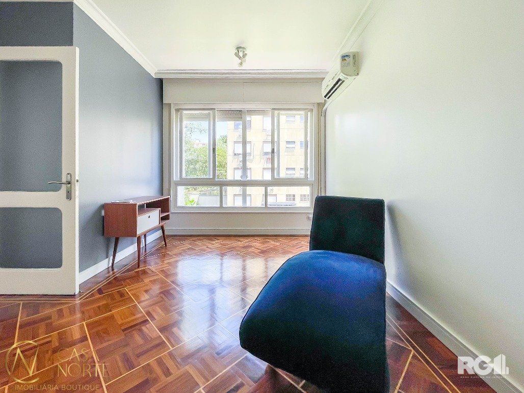 Apartamento à venda com 2 quartos, 84m², 1 vaga, Rua Felicíssimo de Azevedo no bairro Auxiliadora em Porto Alegre