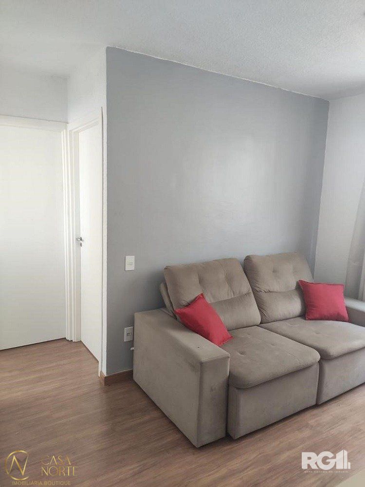 Apartamento à venda com 2 quartos, 40m², 1 vaga, Rua Irmã Teresilda Steffen no bairro Protásio Alves em Porto Alegre