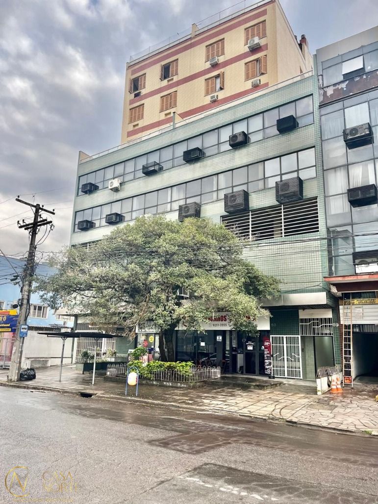 Sala Comercial à venda , 27m², Rua Jari no bairro Passo da Areia em Porto Alegre