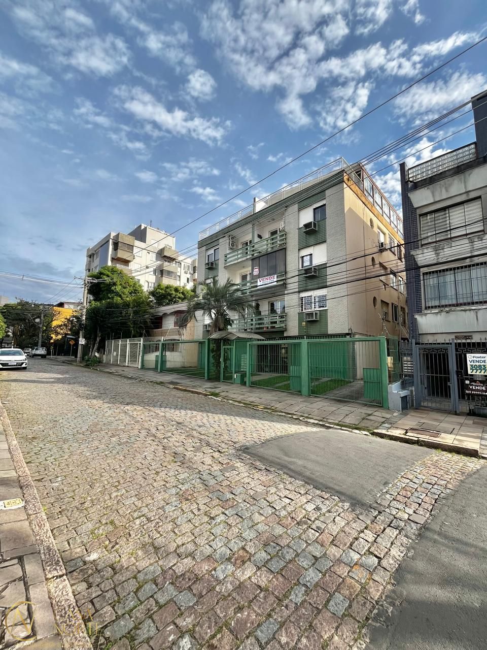 Apartamento à venda com 2 quartos, 68m², 1 vaga, Rua Luiz Cosme no bairro Passo da Areia em Porto Alegre