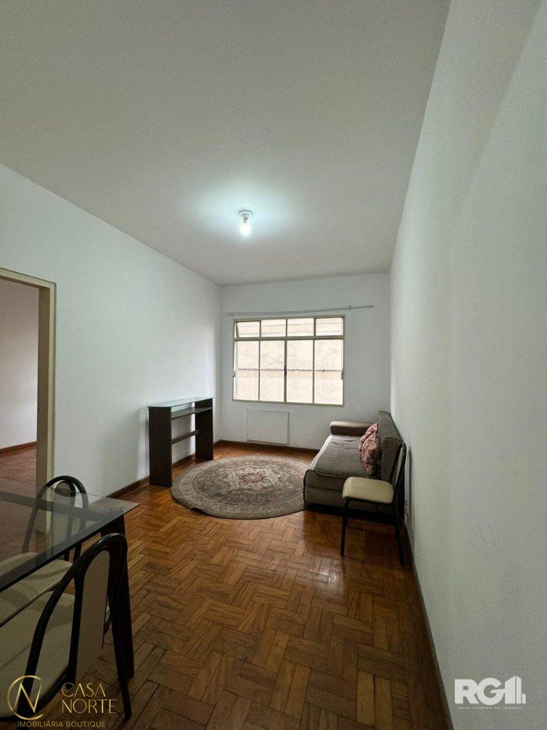 Apartamento à venda com 1 quarto, 40m², 1 suíte, Avenida Alberto Bins no bairro Centro Histórico em Porto Alegre