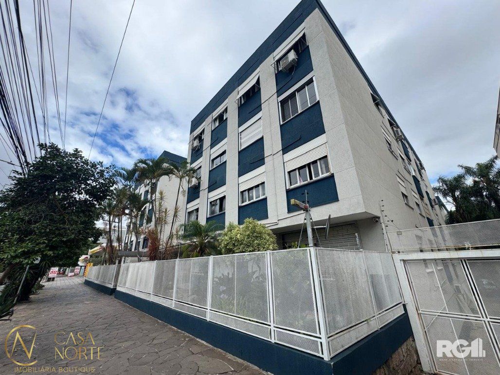 Apartamento à venda com 2 quartos, 58m², Avenida Ipiranga no bairro Azenha em Porto Alegre