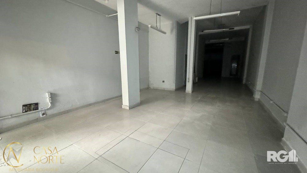 Loja à venda , 135m², Avenida João Pessoa no bairro Centro Histórico em Porto Alegre