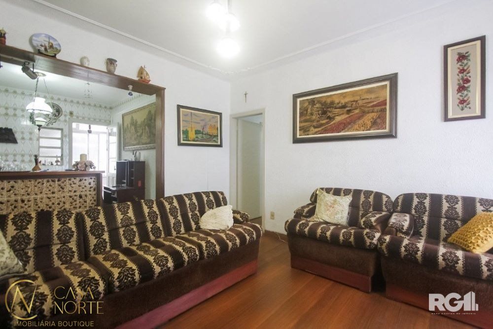 Apartamento à venda com 2 quartos, 71m², Avenida Cristóvão Colombo no bairro Independência em Porto Alegre