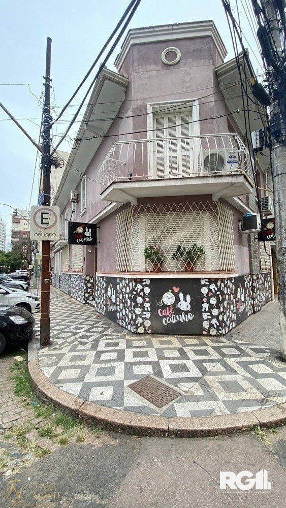 Casa à venda com 4 quartos, 274m², 2 suítes, 1 vaga, Travessa Comendador Batista no bairro Cidade Baixa em Porto Alegre