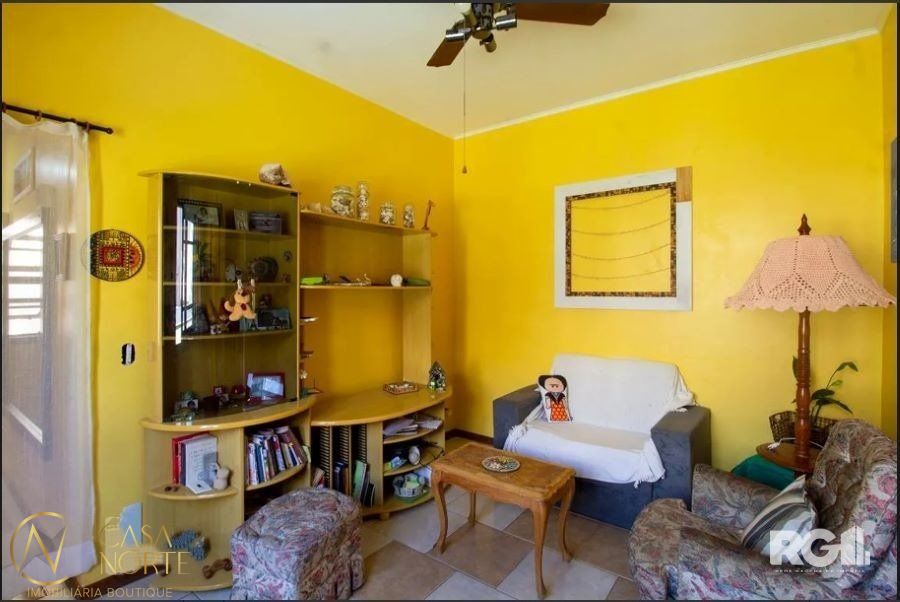Casa à venda com 3 quartos, 227m², 1 vaga, Rua Olavo Bilac no bairro Cidade Baixa em Porto Alegre