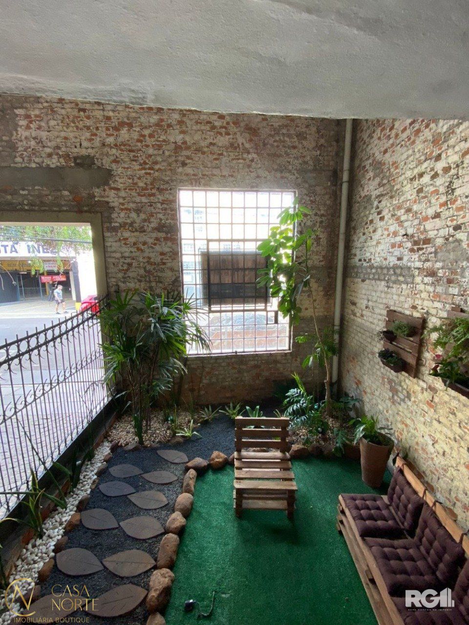 Apartamento à venda com 2 quartos, 62m², 1 vaga, Rua Luiz Afonso no bairro Cidade Baixa em Porto Alegre