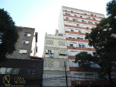 Apartamento à venda com 1 quarto, 31m², 1 suíte, Rua da República no bairro Cidade Baixa em Porto Alegre