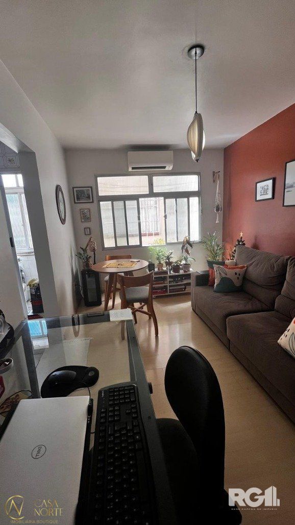 Apartamento à venda com 1 quarto, 38m², Rua Joaquim Nabuco no bairro Cidade Baixa em Porto Alegre