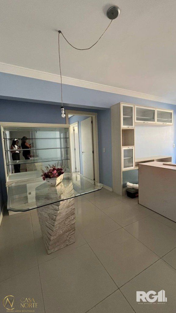 Apartamento à venda com 2 quartos, 77m², 1 vaga, Rua Fernandes Vieira no bairro Bom Fim em Porto Alegre