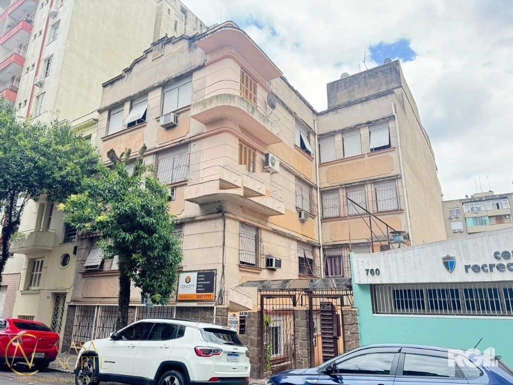 Apartamento à venda com 2 quartos, 70m², 1 suíte, Rua Riachuelo no bairro Centro Histórico em Porto Alegre