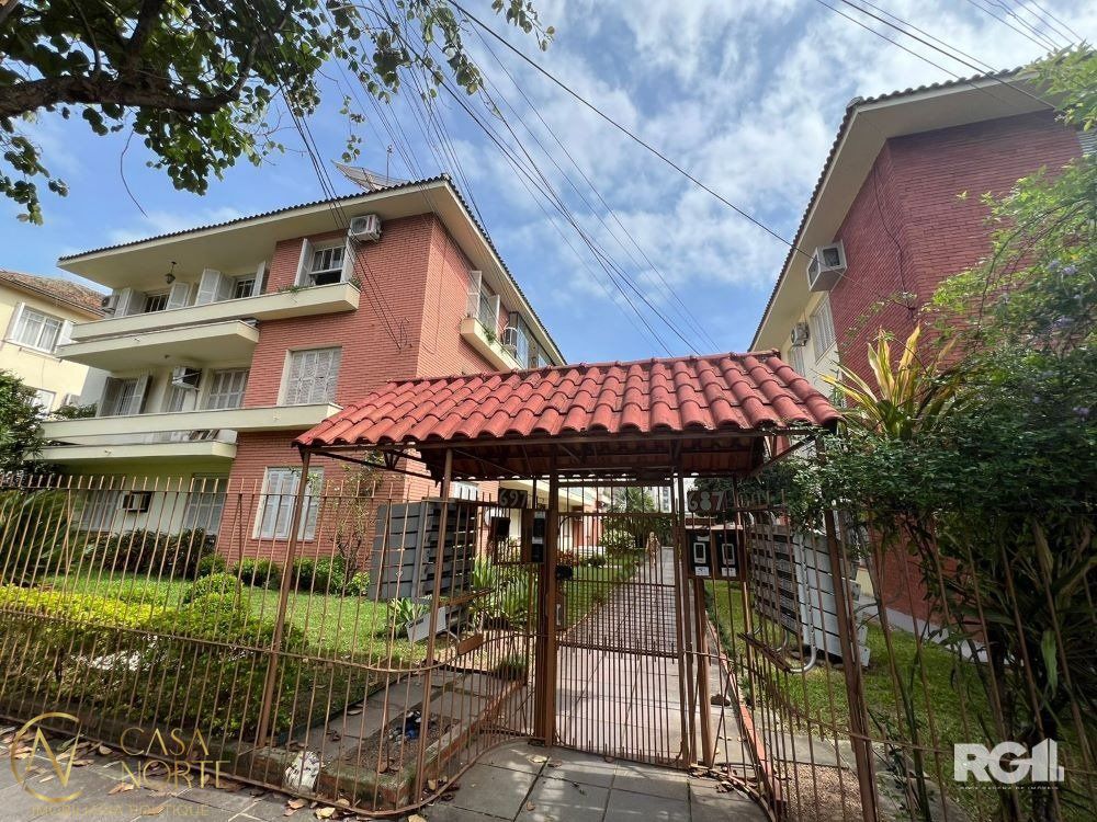 Apartamento à venda com 2 quartos, 76m², 2 suítes, Rua Barbedo no bairro Menino Deus em Porto Alegre