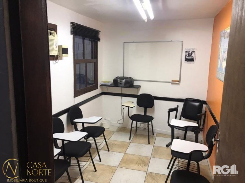 Casa à venda com 4 quartos, 200m², Rua Luiz Afonso no bairro Cidade Baixa em Porto Alegre