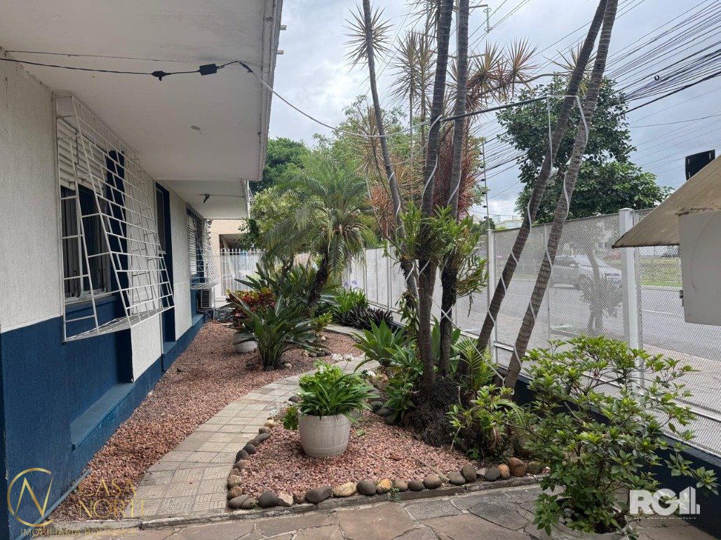 Apartamento à venda com 2 quartos, 58m², Avenida Ipiranga no bairro Azenha em Porto Alegre