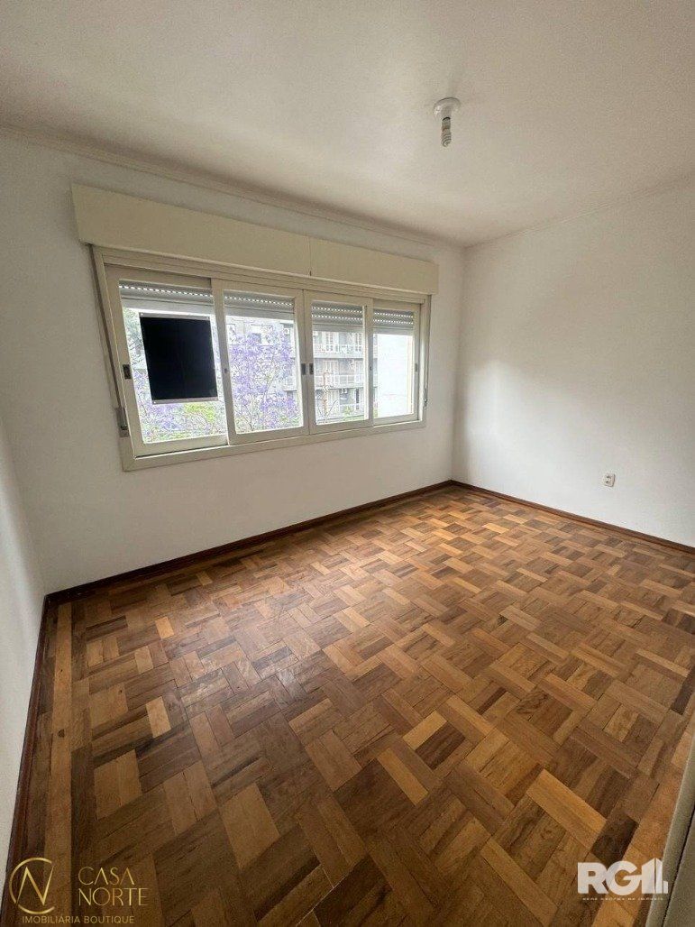 Apartamento à venda com 2 quartos, 55m², Avenida Venâncio Aires no bairro Santana em Porto Alegre