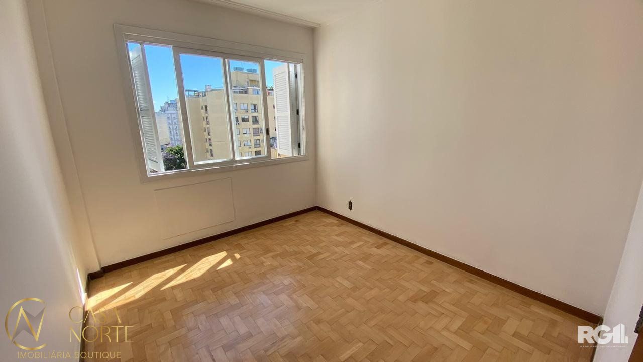 Apartamento à venda com 3 quartos, 112m², 2 vagas, Avenida João Pessoa no bairro Farroupilha em Porto Alegre