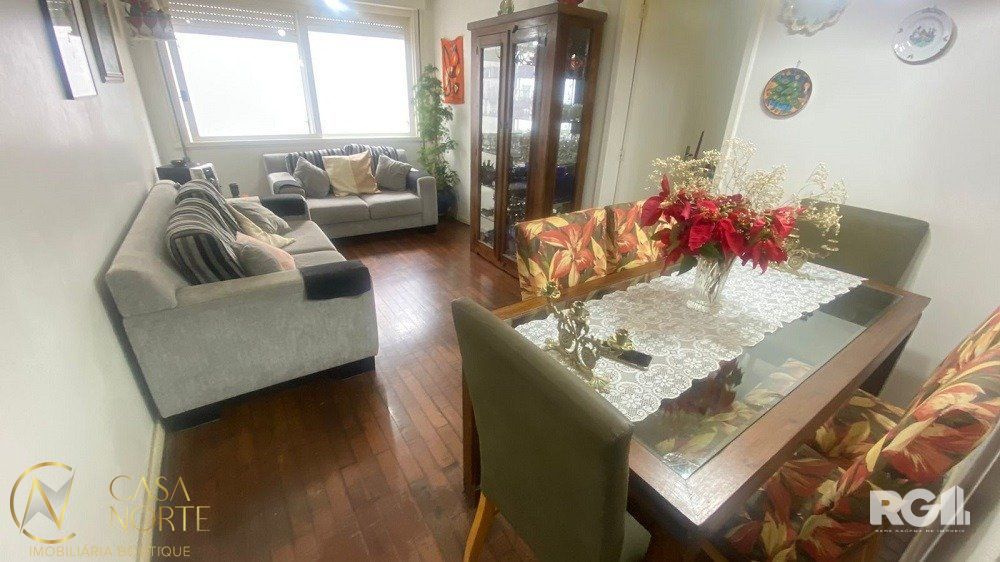Apartamento à venda com 3 quartos, 83m², 1 suíte, 1 vaga, Rua Peri Machado no bairro Menino Deus em Porto Alegre
