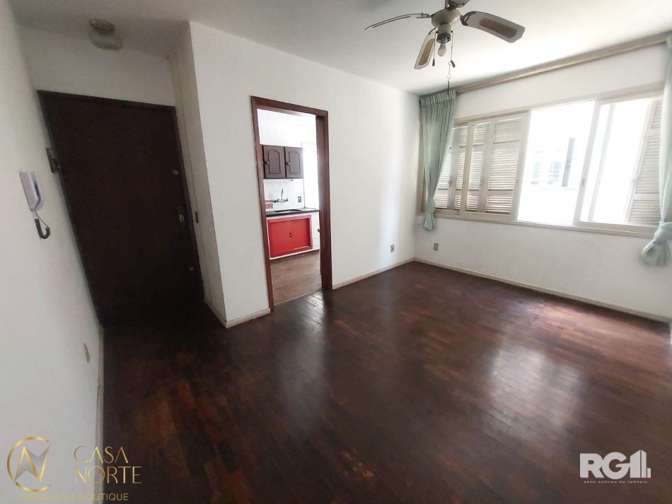 Apartamento à venda com 2 quartos, 67m², Avenida João Pessoa no bairro Centro Histórico em Porto Alegre