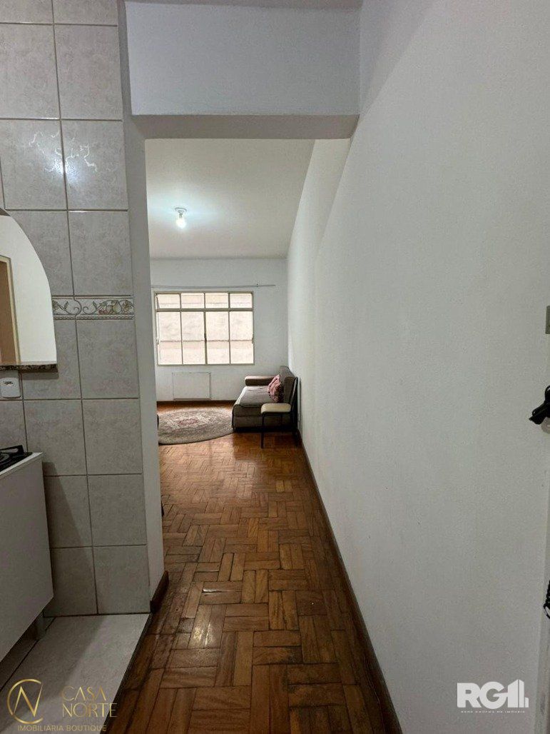 Apartamento à venda com 1 quarto, 40m², 1 suíte, Avenida Alberto Bins no bairro Centro Histórico em Porto Alegre