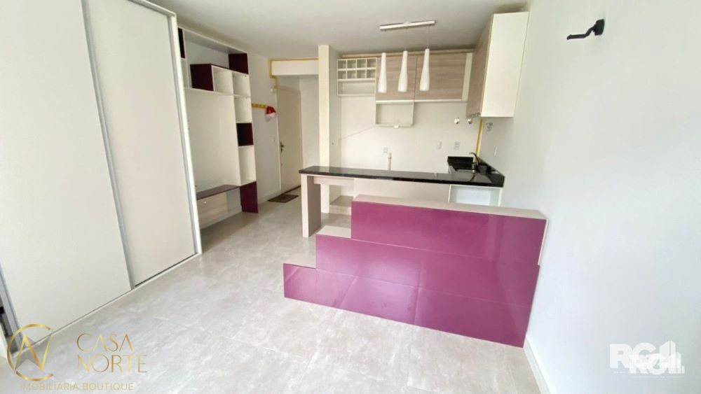 Kitnet à venda com 1 quarto, 29m², 1 suíte, Rua da Republica no bairro Cidade Baixa em Porto Alegre