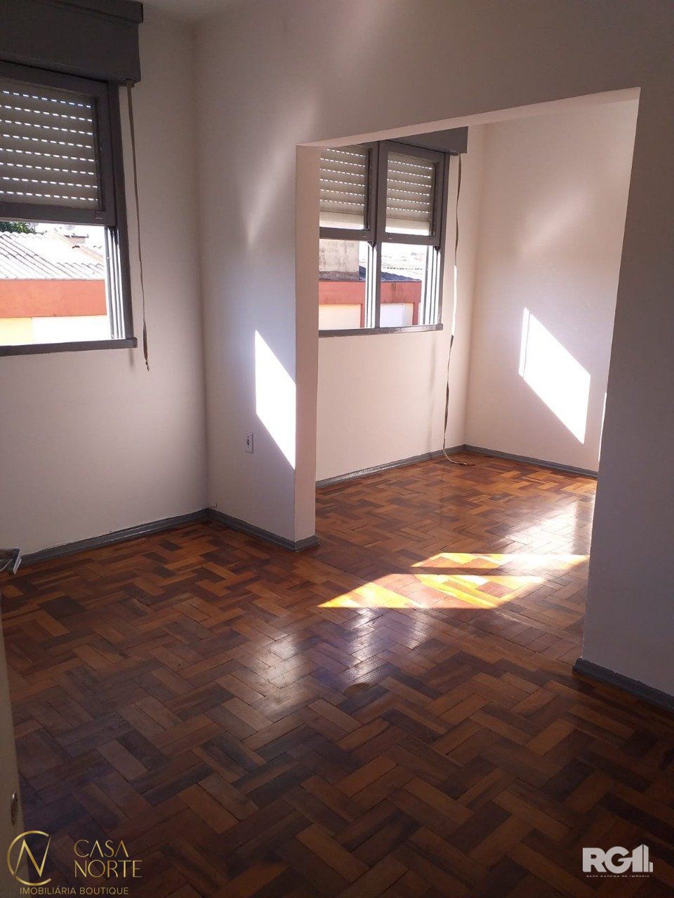 Apartamento à venda com 3 quartos, 61m², 1 vaga, Travessa Escobar no bairro Camaquã em Porto Alegre