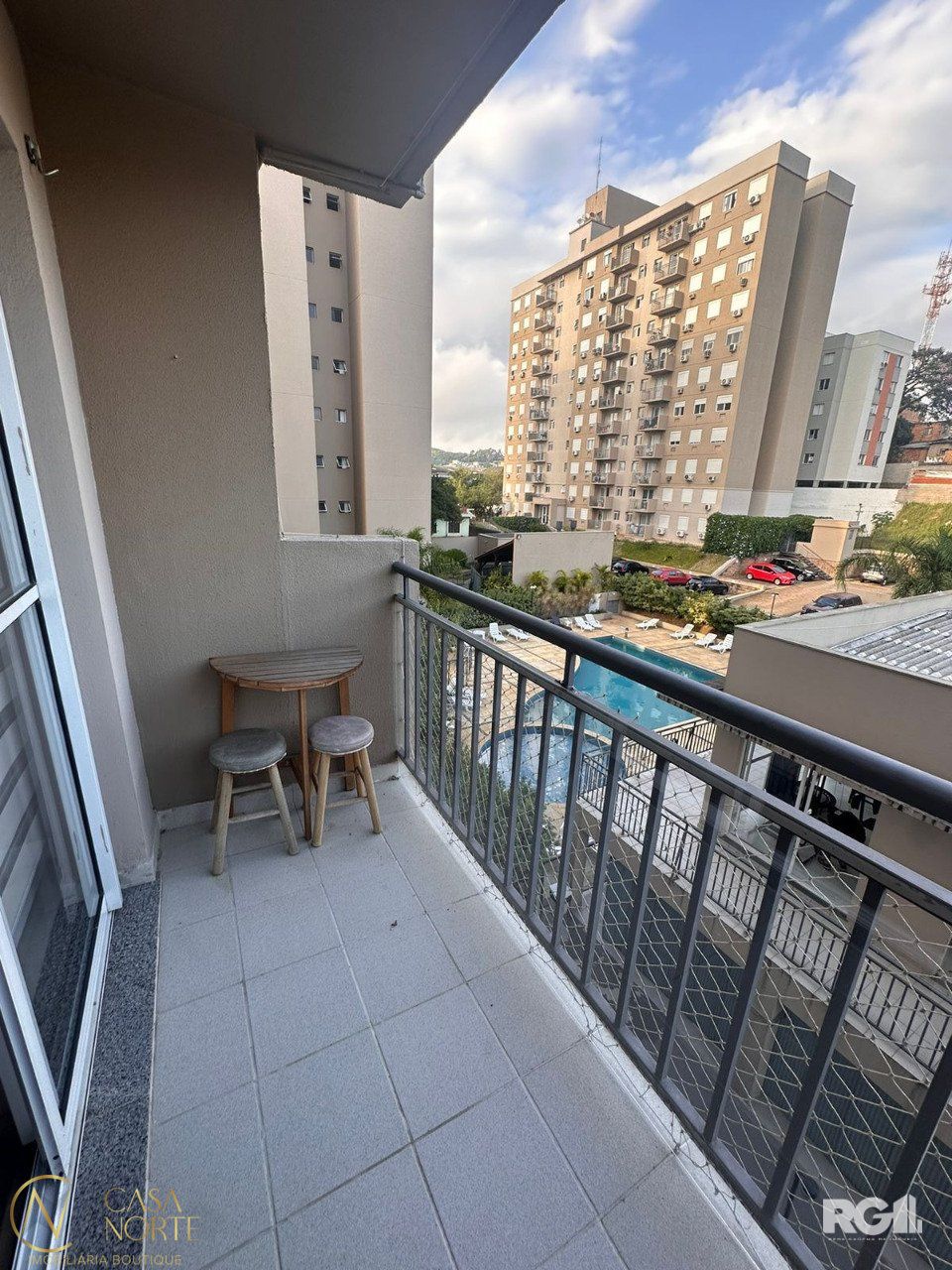 Apartamento à venda com 2 quartos, 56m², 1 vaga, Avenida Otto Niemeyer no bairro Tristeza em Porto Alegre
