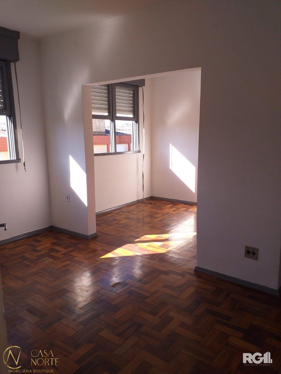 Apartamento à venda com 3 quartos, 61m², 1 vaga, Travessa Escobar no bairro Camaquã em Porto Alegre