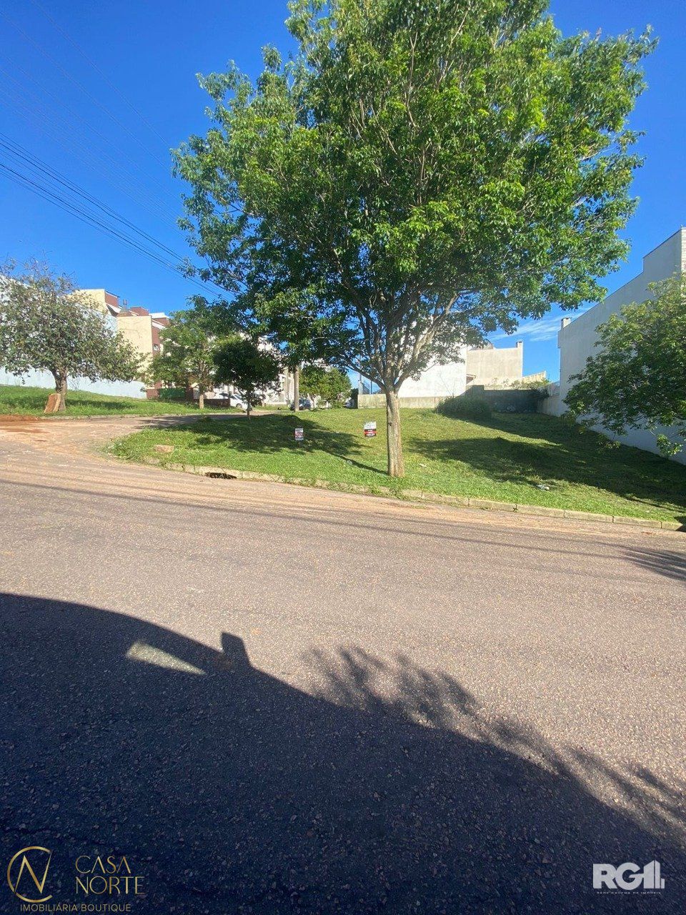 Terreno à venda  com 210m², Avenida Altos do Santa Rita no bairro Aberta dos Morros em Porto Alegre