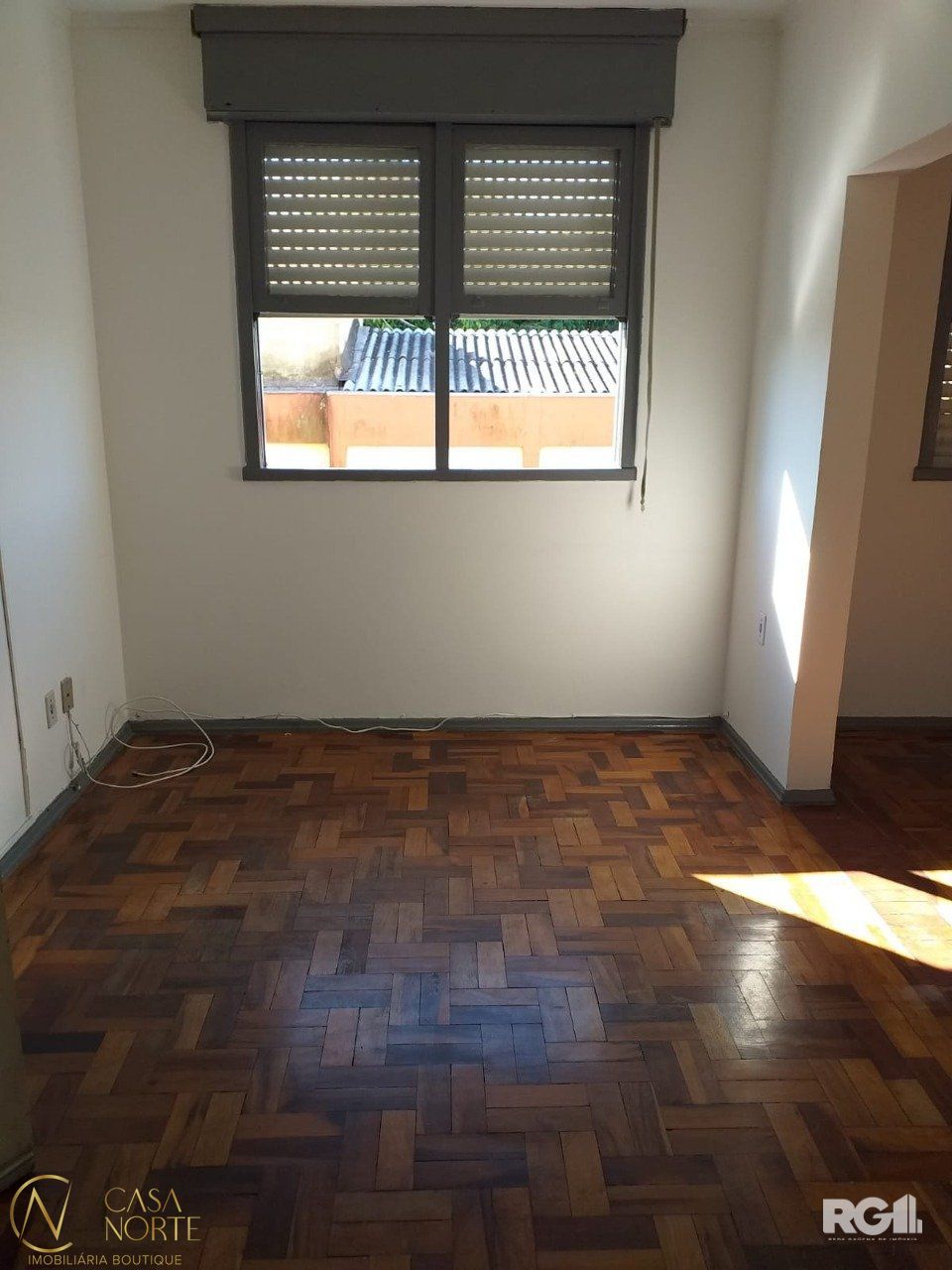 Apartamento à venda com 3 quartos, 61m², 1 vaga, Travessa Escobar no bairro Camaquã em Porto Alegre