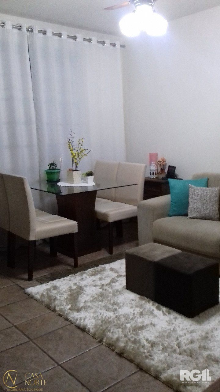 Casa de Condomínio à venda com 3 quartos, 120m², 1 suíte, 1 vaga, Rua Dona Zulmira no bairro Cavalhada em Porto Alegre