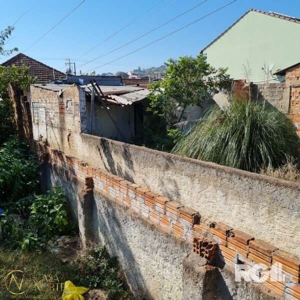 Terreno à venda  com 565m², Rua Miguel Costa no bairro Vila João Pessoa em Porto Alegre