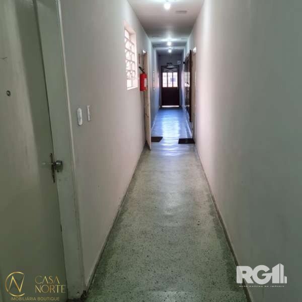 Kitnet à venda , 26m², Rua Marechal Mallet no bairro Vila João Pessoa em Porto Alegre