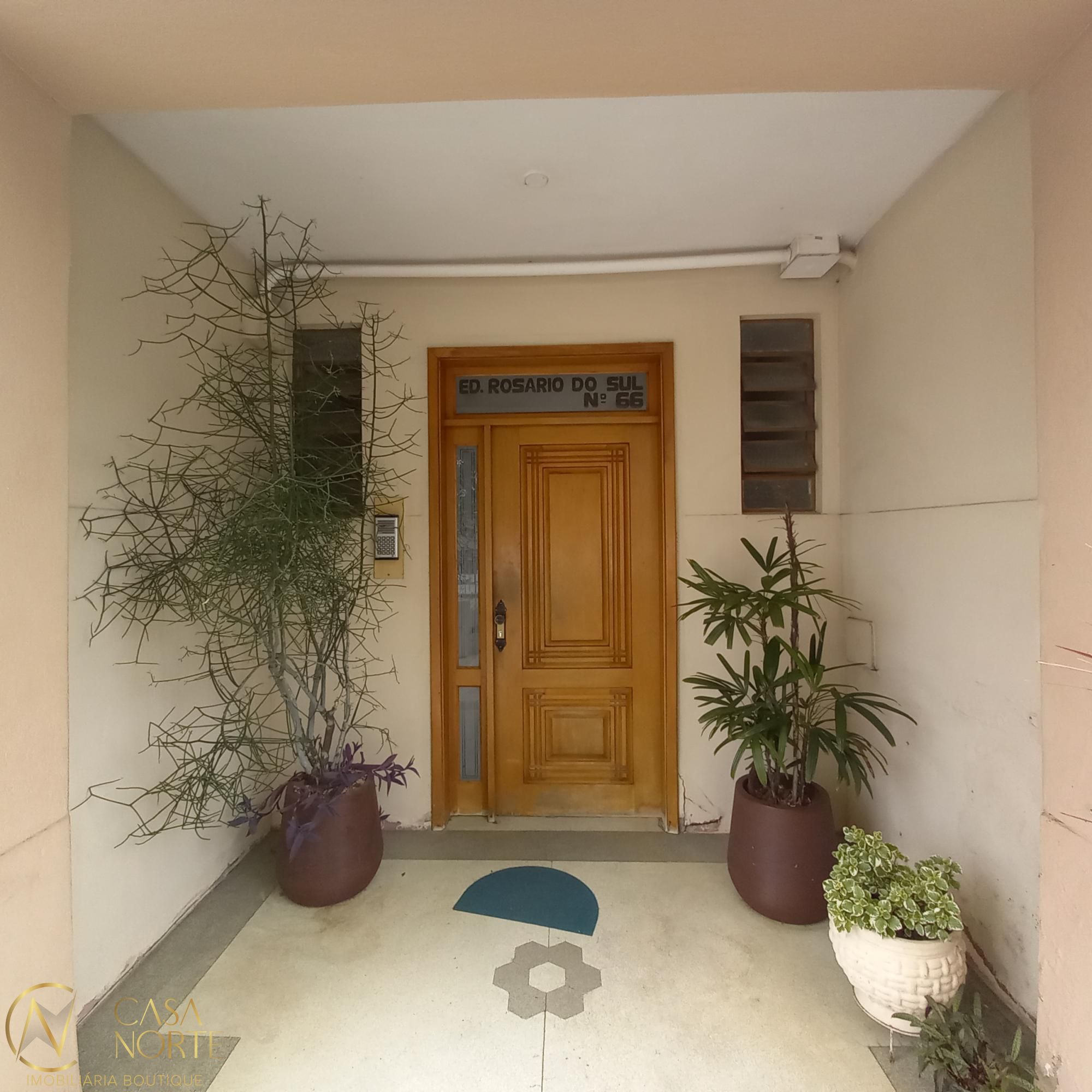 Kitnet à venda com 1 quarto, 33m², Rua Doutor Voltaire Pires no bairro Santo Antônio em Porto Alegre