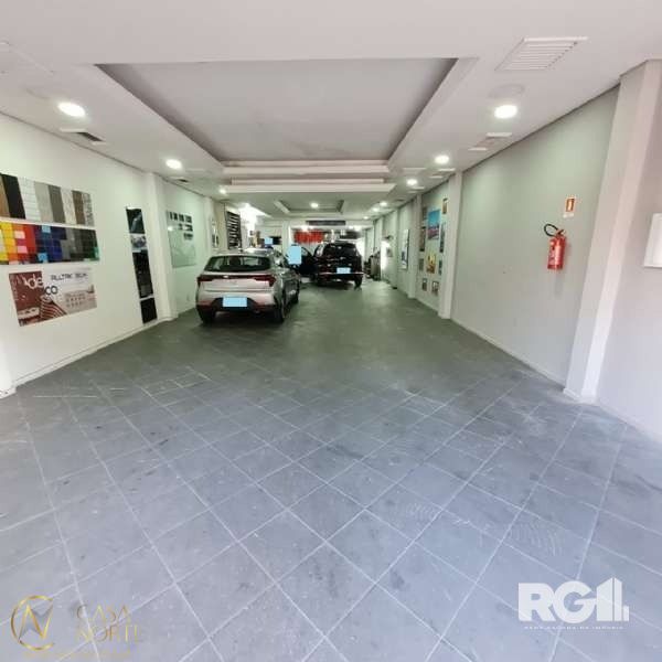 Loja à venda , 158m², Avenida São Pedro no bairro São Geraldo em Porto Alegre