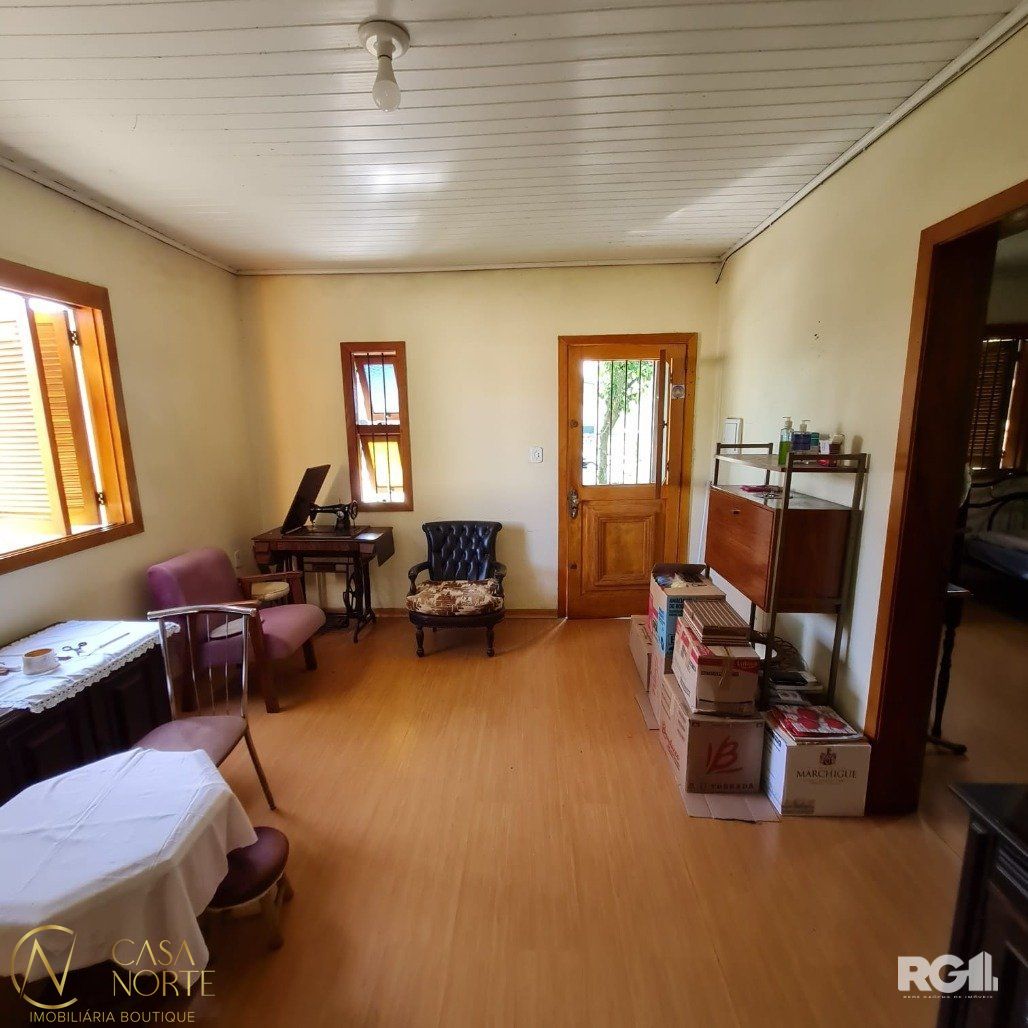 Casa à venda , 90m², Rua Engenheiro Tito Marques Fernandes no bairro Ipanema em Porto Alegre