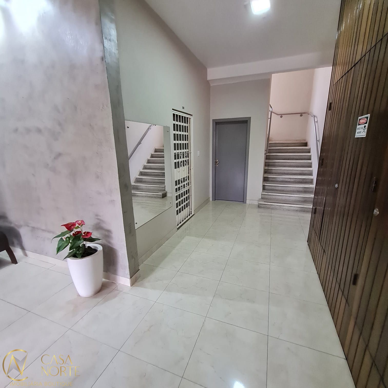 Apartamento à venda com 3 quartos, 101m², Avenida Ipiranga no bairro Partenon em Porto Alegre