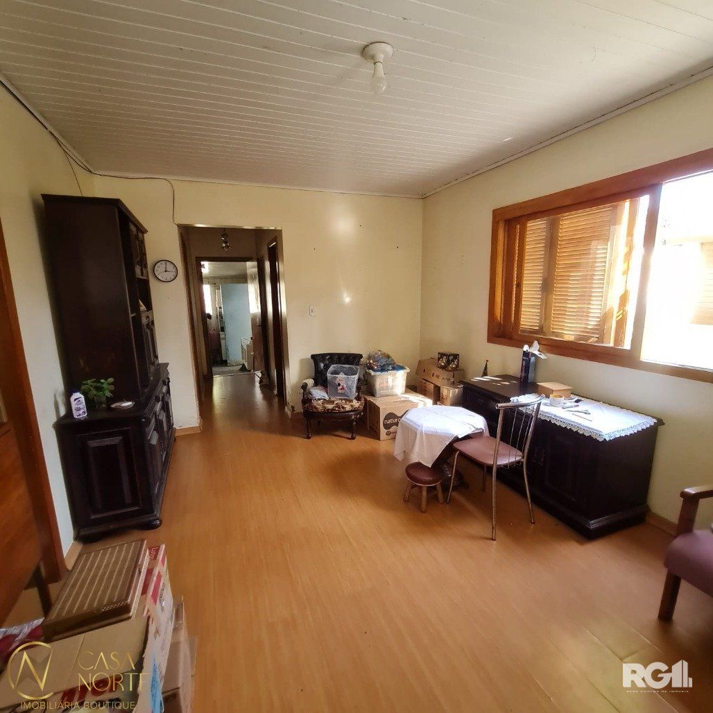 Casa à venda , 90m², Rua Engenheiro Tito Marques Fernandes no bairro Ipanema em Porto Alegre