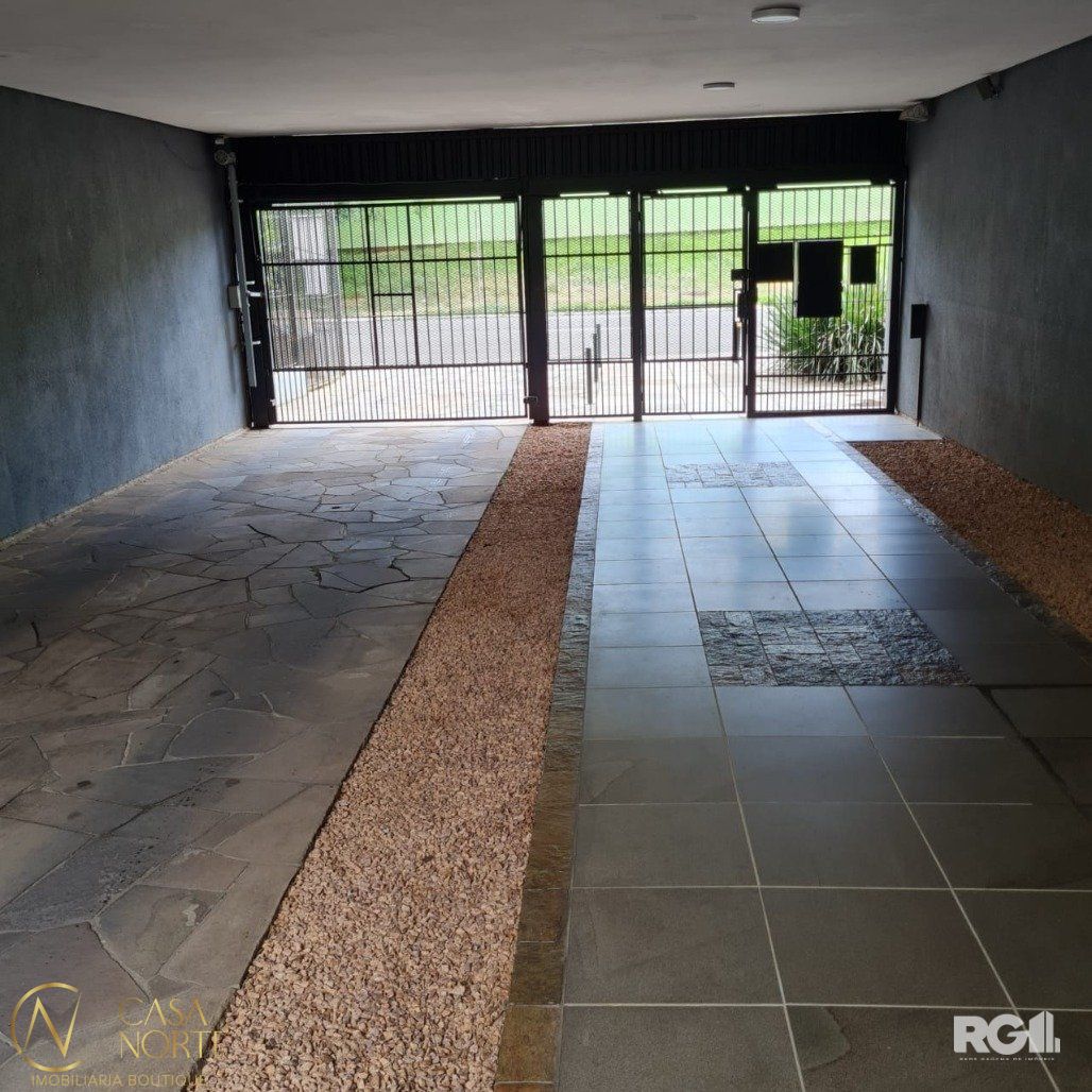 Cobertura à venda com 2 quartos, 124m², 1 vaga, Avenida Padre Cacique no bairro Praia de Belas em Porto Alegre