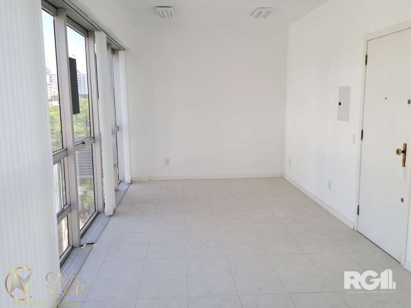 Sala Comercial à venda , 28m², Rua Dona Laura no bairro Rio Branco em Porto Alegre